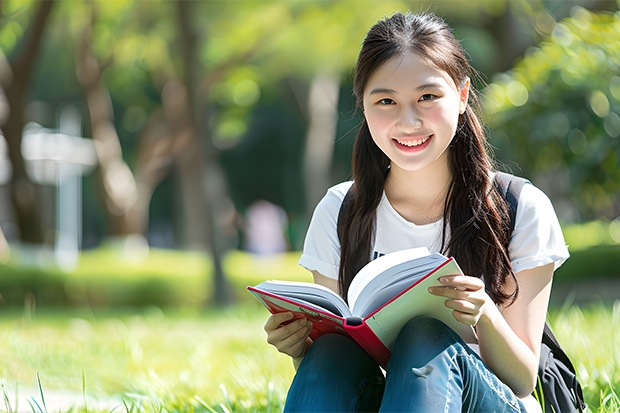 服装与服饰设计专业大学录取分数线? 美术类大学排名及录取分数线全部